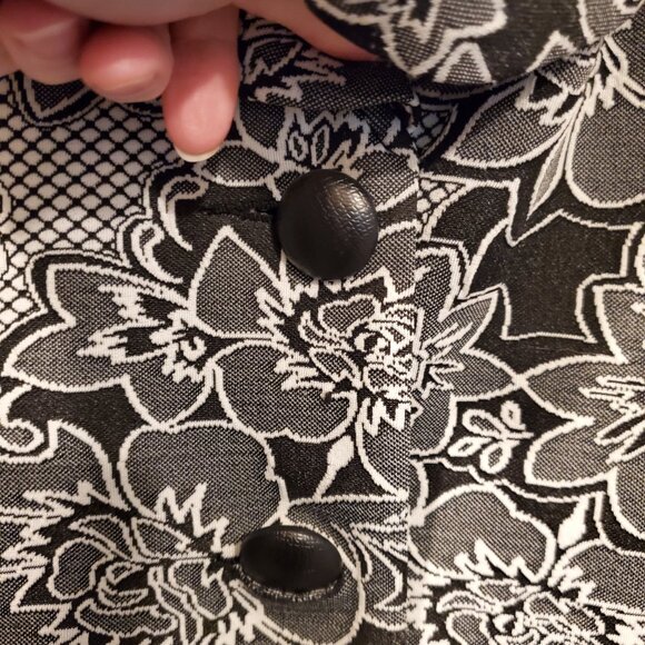 🖤🤍 Nygard Floral Tapestry Print Jacket / Coat - Size 6P - Picture 8 of 9